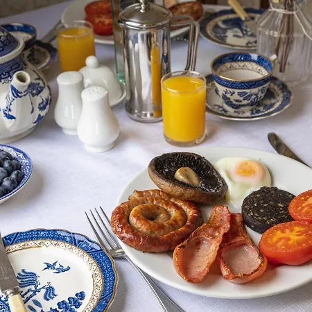 Whicham Hall Frühstückspension *